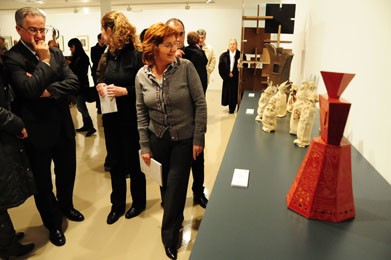 Los alumnos de la Escuela de Arte muestran su visión de los Disparates de Goya. Europa Press