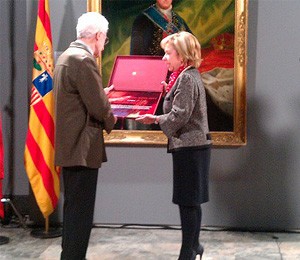 El pintor Juan José Vera Ayuso recibe el Premio Aragón Goya 2011. Heraldo de Aragón